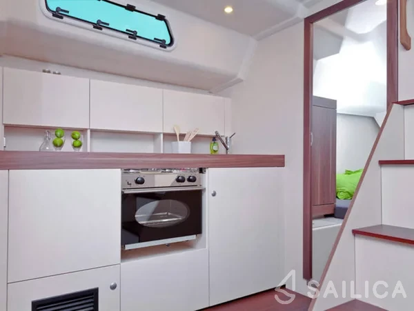 Varianta 44 - Yacht Charter Sailica