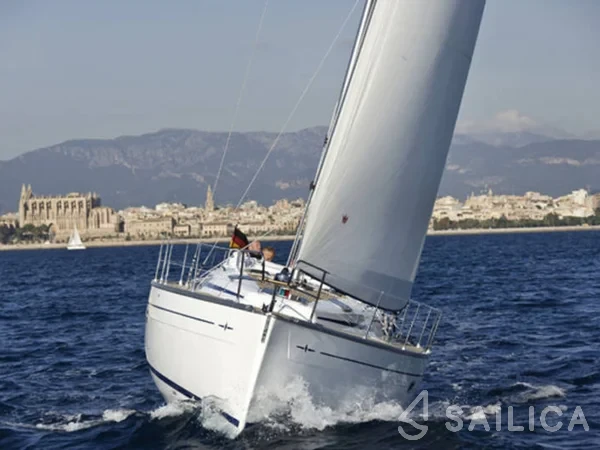 Bavaria 38 Cruiser - Yacht Charter Sailica