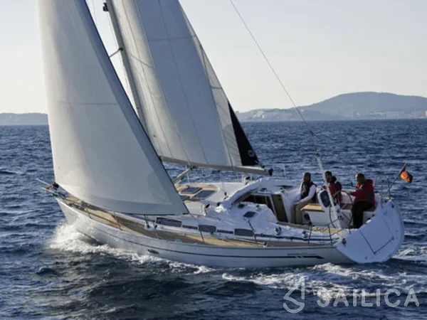 Bavaria 38 Cruiser - Yacht Charter Sailica