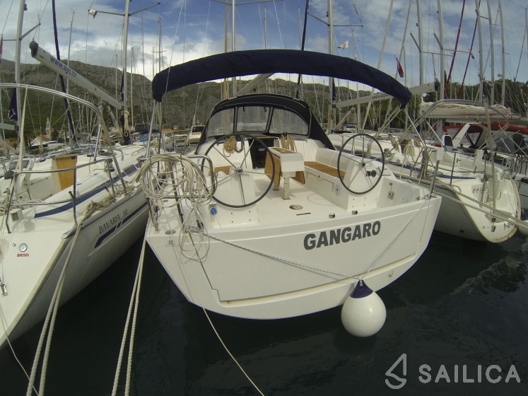 Dufour 382 GL - Yacht Charter Sailica
