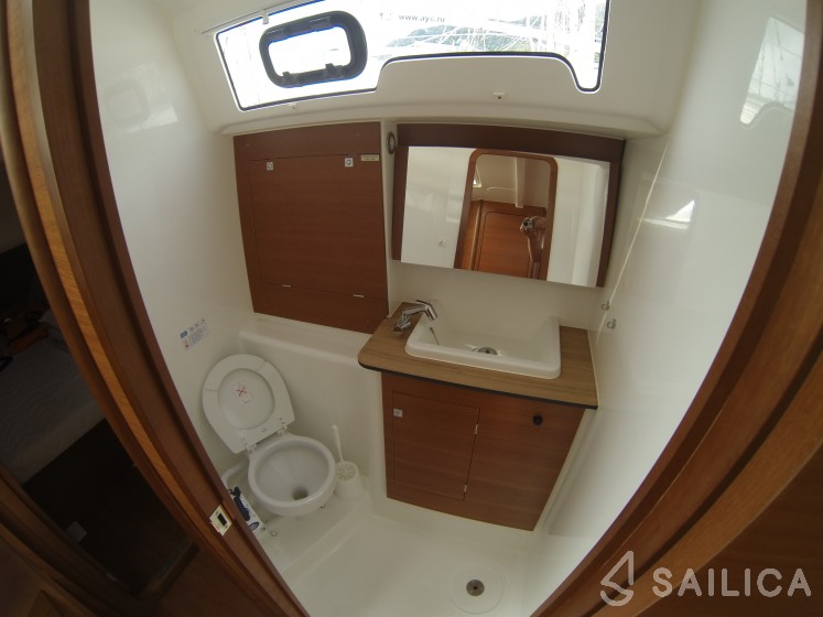 Dufour 382 GL - Yacht Charter Sailica