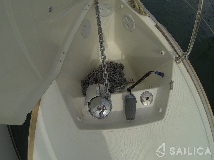 Dufour 382 GL - Yacht Charter Sailica