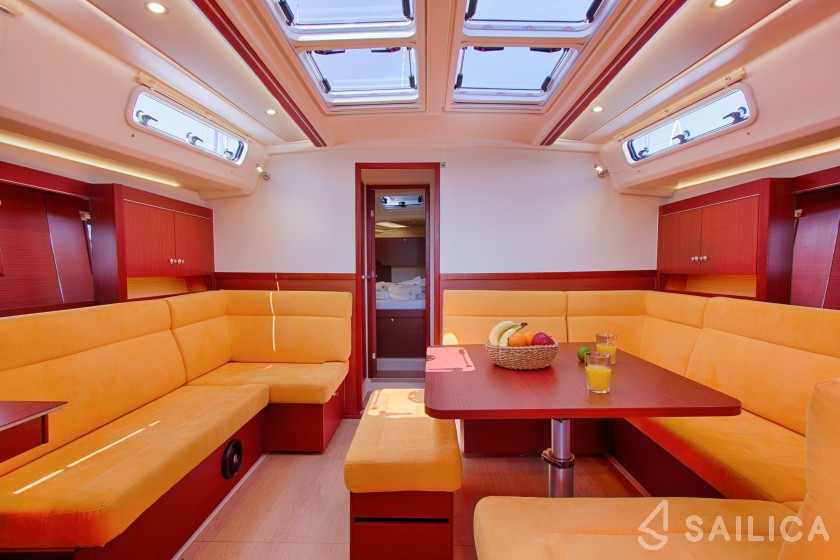 Hanse 455 - Yacht Charter Sailica
