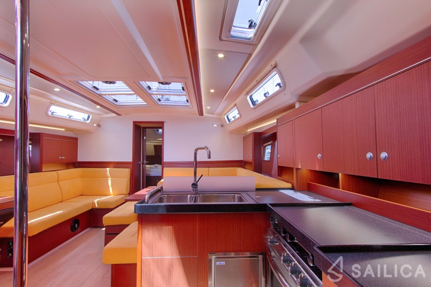 Hanse 455 - Yacht Charter Sailica