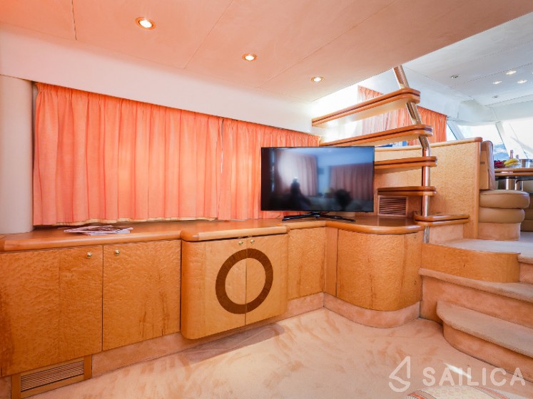 Fairline Squadron 65 - Yacht Charter Sailica