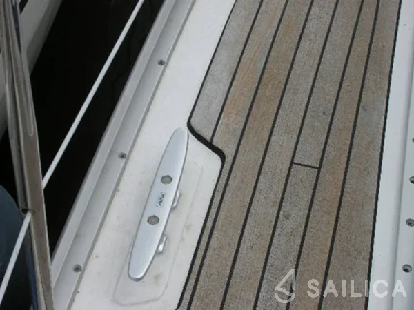 Bavaria 37 Cruiser - Yacht Charter Sailica