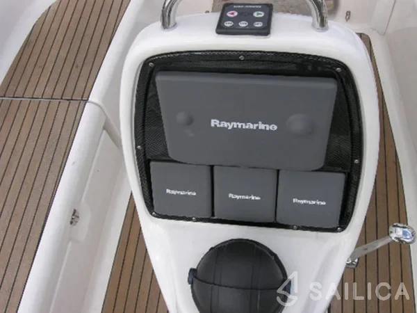 Bavaria 37 Cruiser - Yacht Charter Sailica