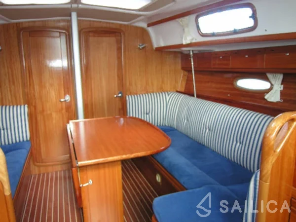 Bavaria 37 Cruiser - Yacht Charter Sailica