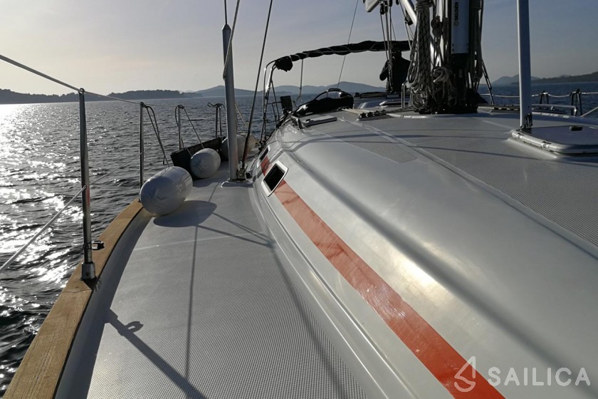 Bavaria 44 - Yacht Charter Sailica