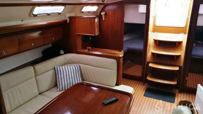 Bavaria 44 - Yacht Charter Sailica