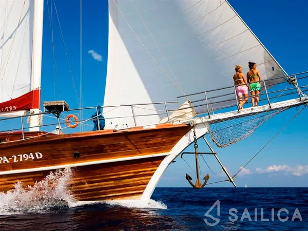 Gulet - Yacht Charter Sailica