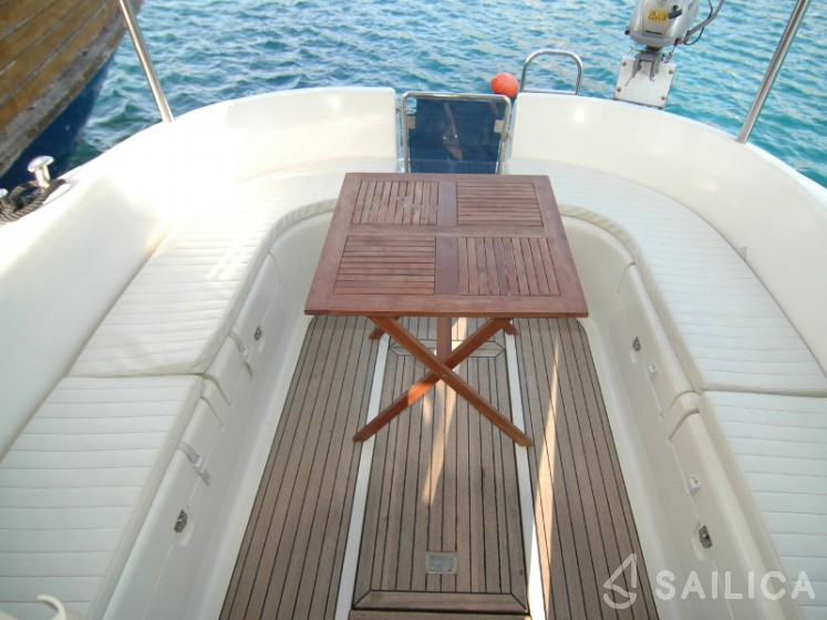 Adria 1002 - Yacht Charter Sailica