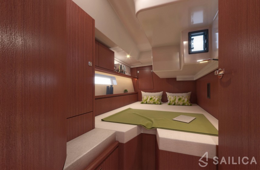 Bavaria Cruiser 45 - Yacht Charter Sailica