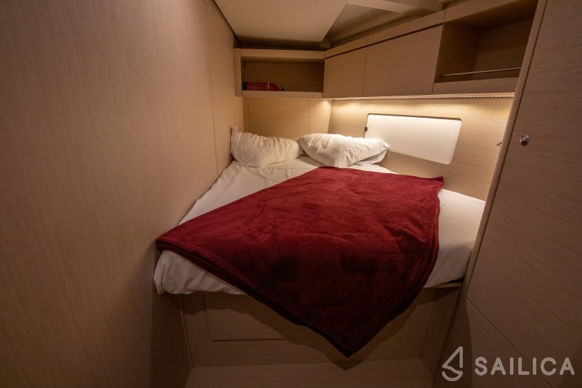 Oceanis 46.1 - Yacht Charter Sailica