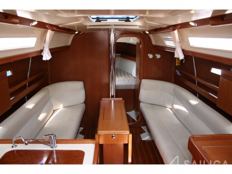 Dufour 34 - Yacht Charter Sailica