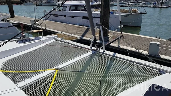 Nautitech 40 open NEW - 4 + 2 cab. - Yacht Charter Sailica