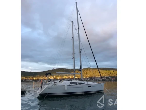 Sun Odyssey 36i - Yacht Charter Sailica