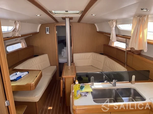 Sun Odyssey 36i - Yacht Charter Sailica