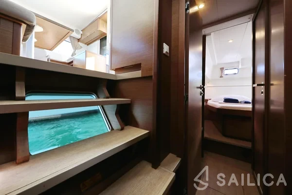 Lagoon 40 - Yacht Charter Sailica