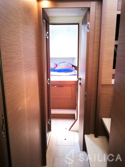Lagoon 40 - Yacht Charter Sailica