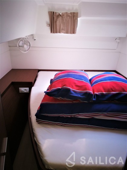 Lagoon 40 - Yacht Charter Sailica
