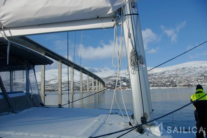 Lagoon 450 - Yacht Charter Sailica