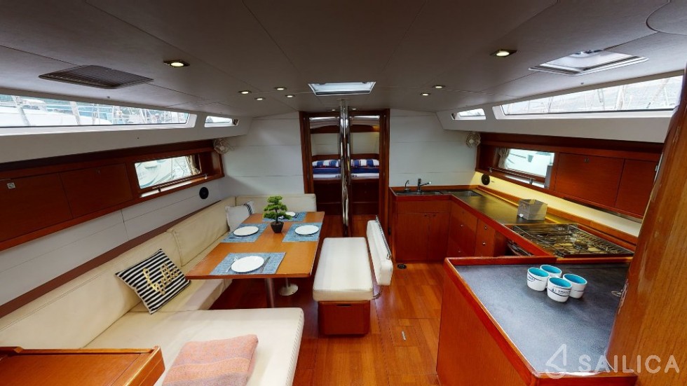 Oceanis 48 - Yacht Charter Sailica