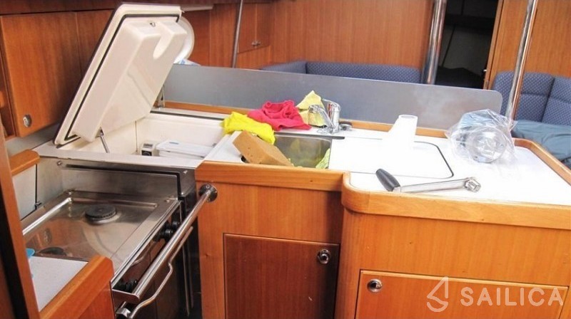 Elan 434 Impression - Yacht Charter Sailica