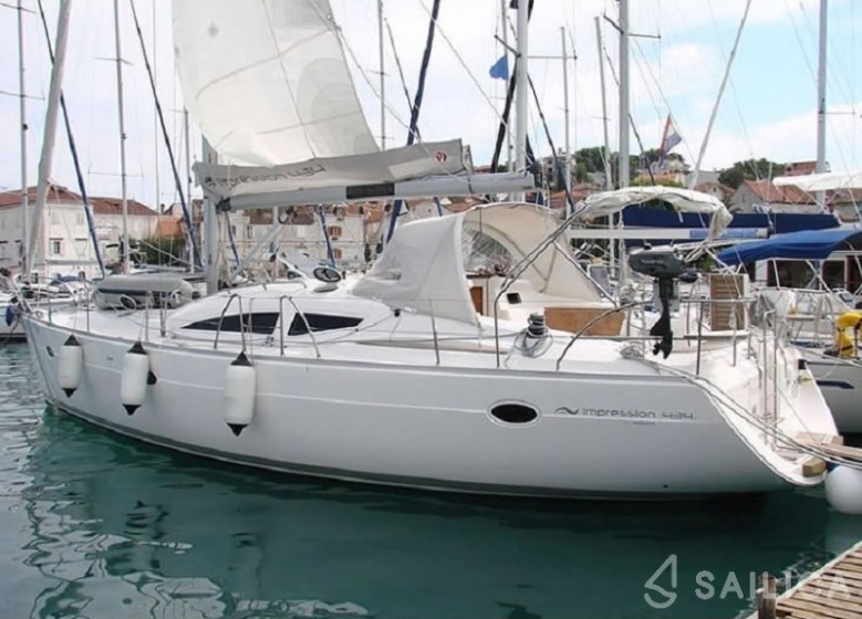 Elan 434 Impression - Yacht Charter Sailica
