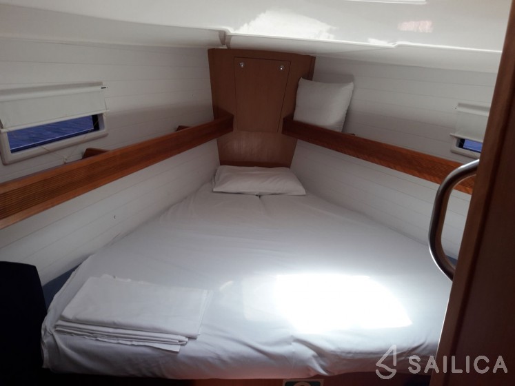 Bavaria 40 Cruiser S - Yacht Charter Sailica