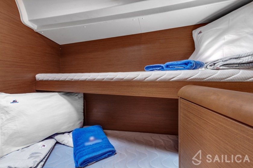 Sun Odyssey 449 - Yacht Charter Sailica