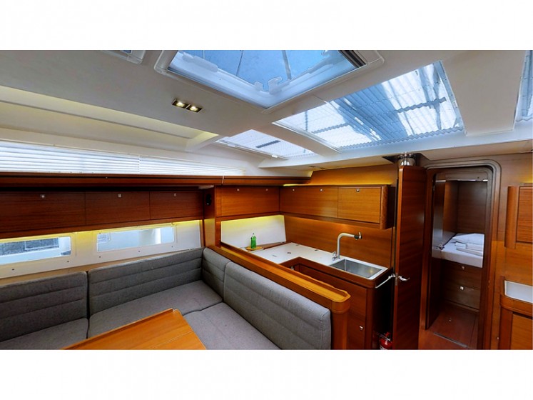 Dufour 512 Grand Large - Yacht Charter Sailica