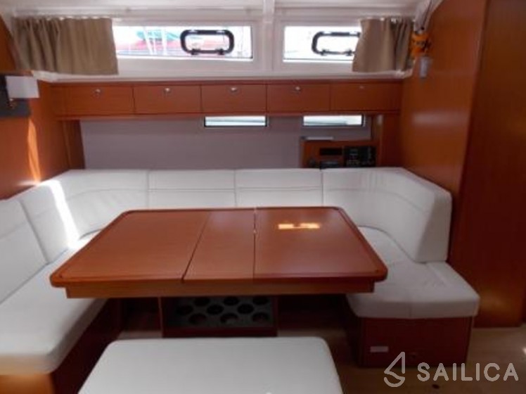 Bavaria 46 Cruiser - Yacht Charter Sailica