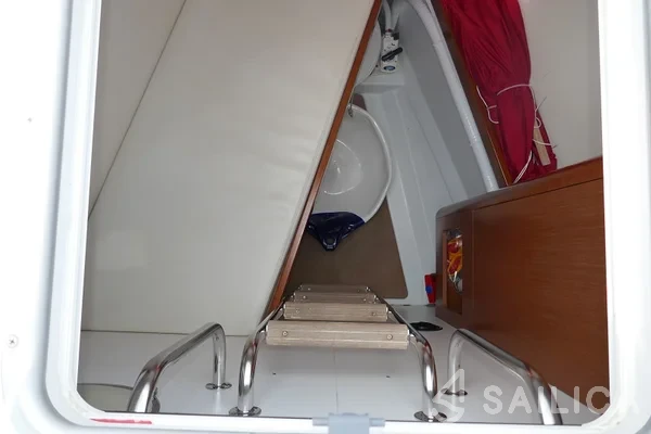 Oceanis 50 - Yacht Charter Sailica