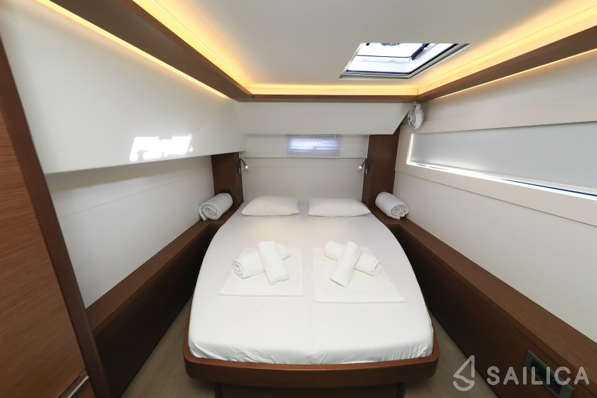 Lagoon 46  - Yacht Charter Sailica