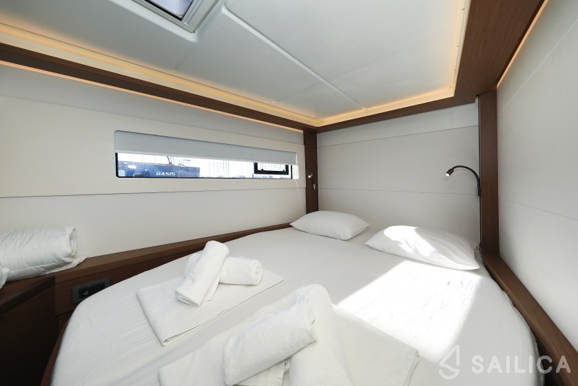 Lagoon 46  - Yacht Charter Sailica