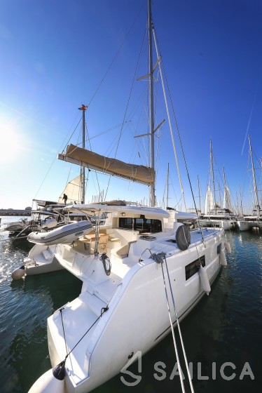 Lagoon 46  - Yacht Charter Sailica