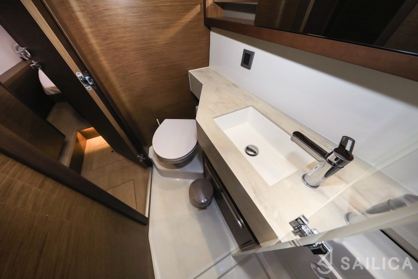 Lagoon 46  - Yacht Charter Sailica