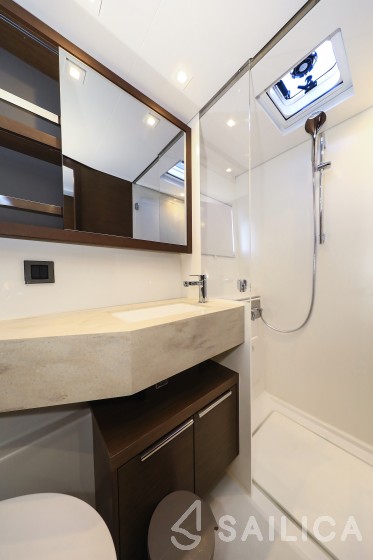 Lagoon 46  - Yacht Charter Sailica