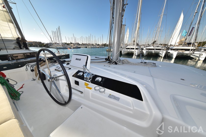 Lagoon 46  - Yacht Charter Sailica