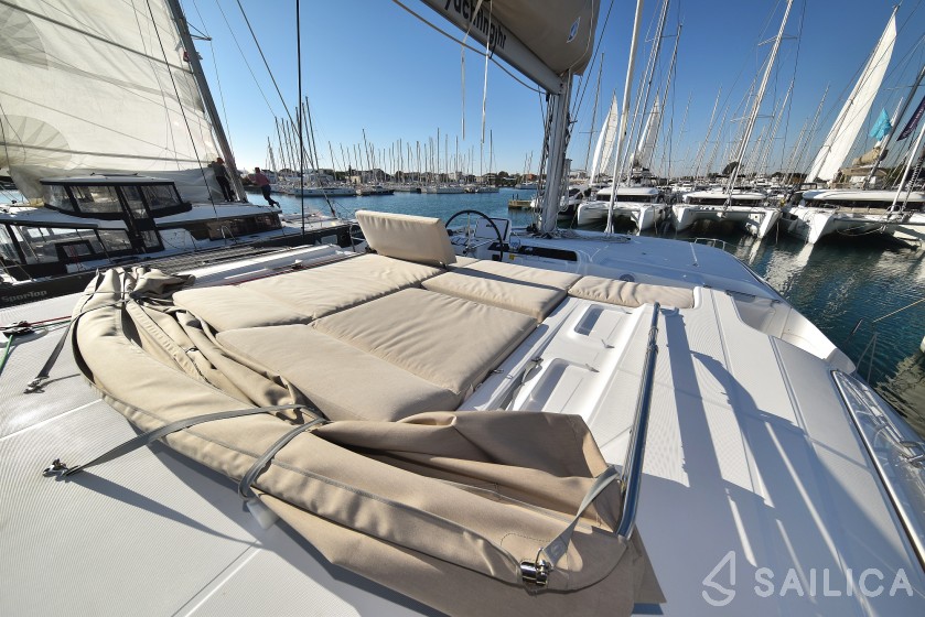 Lagoon 46  - Yacht Charter Sailica
