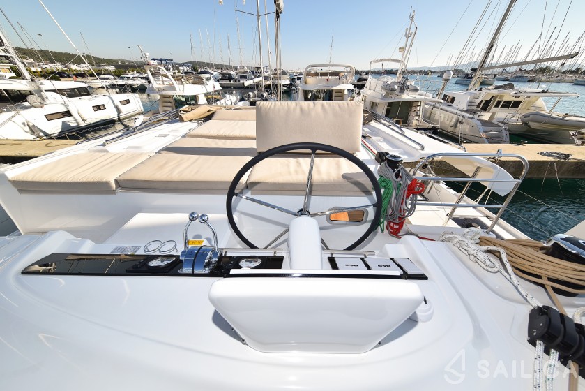 Lagoon 46  - Yacht Charter Sailica
