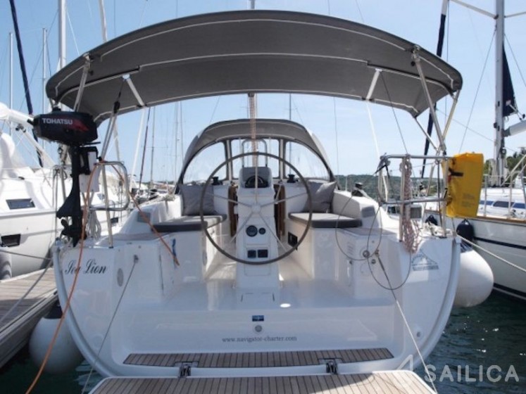 Bavaria 33 Cruiser - Yacht Charter Sailica