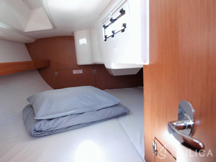 Bavaria 33 Cruiser - Yacht Charter Sailica