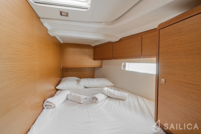 Sun Odyssey 519 - Yacht Charter Sailica