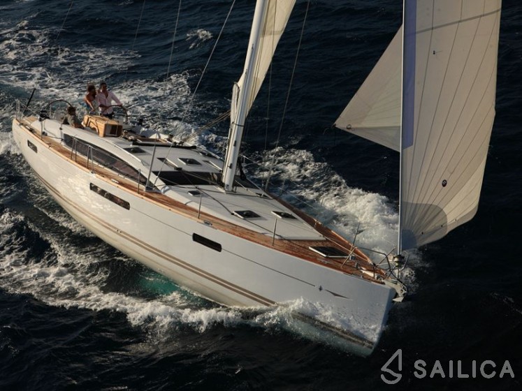 Jeanneau 53 - Yacht Charter Sailica