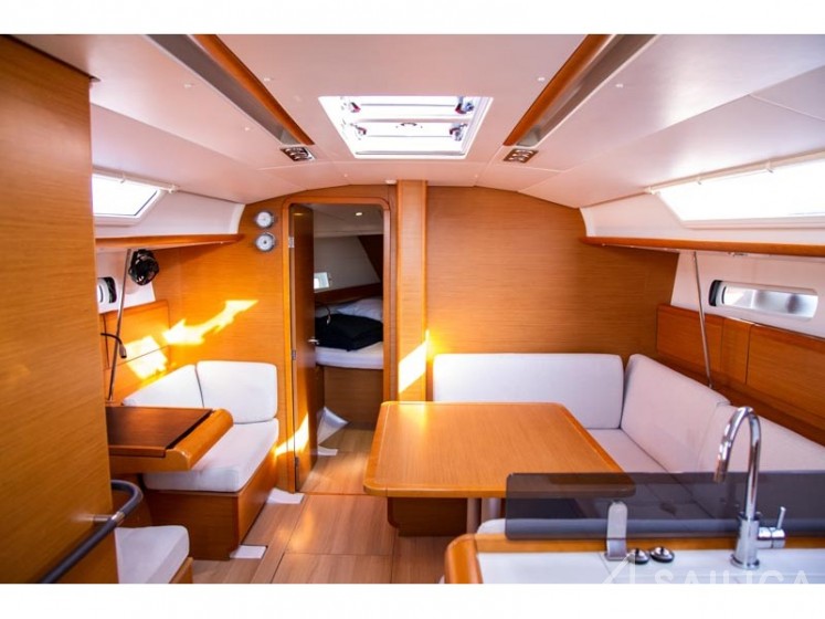 Sun Odyssey 449 - Yacht Charter Sailica