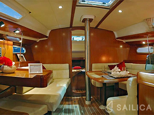 Sun Odyssey 39i - Yacht Charter Sailica