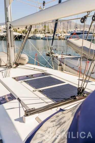 Sun Odyssey 519 - Yacht Charter Sailica