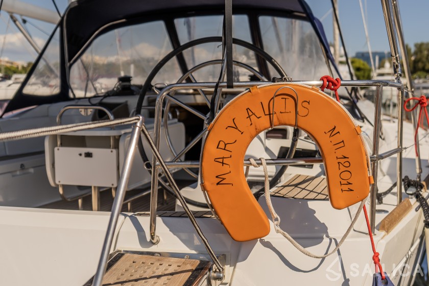 Sun Odyssey 519 - Yacht Charter Sailica